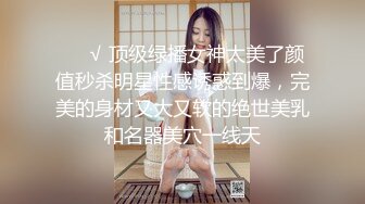 主題酒店鐘點房拍攝到的一對中年男女開房偷情私會啪啪 互舔互插愛撫爽的欲仙欲死 露臉高清